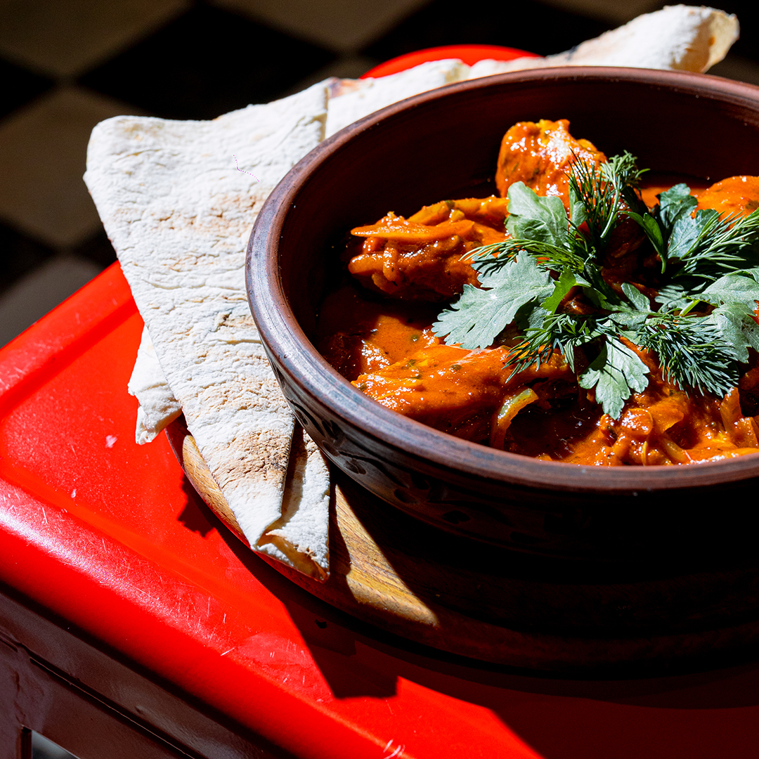 Gotuj lub zjedz w Food Town – tajemnice indyjskiej kuchni: Jak powstaje autentyczne Butter Chicken?